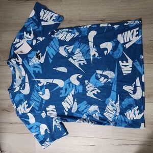 Nike Men's Blue Short Sleeve All Over Print
